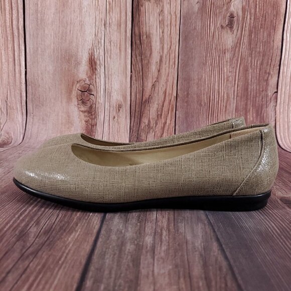 SAS Scenic Womens Size 7.5 M Tan Fog Comfort Slip On Ballet Flats Shoes USA Made - Picture 2 of 14
